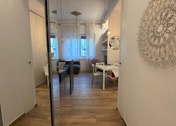 Corridoio - Two-room apartment corso Duca degli Abruzzi, 87, Torino (neighborhood Crocetta) - photo 2