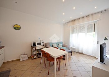Apartment Via Trieste, Cernusco sul Naviglio - photo 3