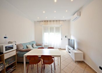 Apartment Via Trieste, Cernusco sul Naviglio - photo 5