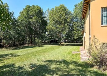 Giardino - Villa via 25 Aprile, Novi di Modena - foto 2