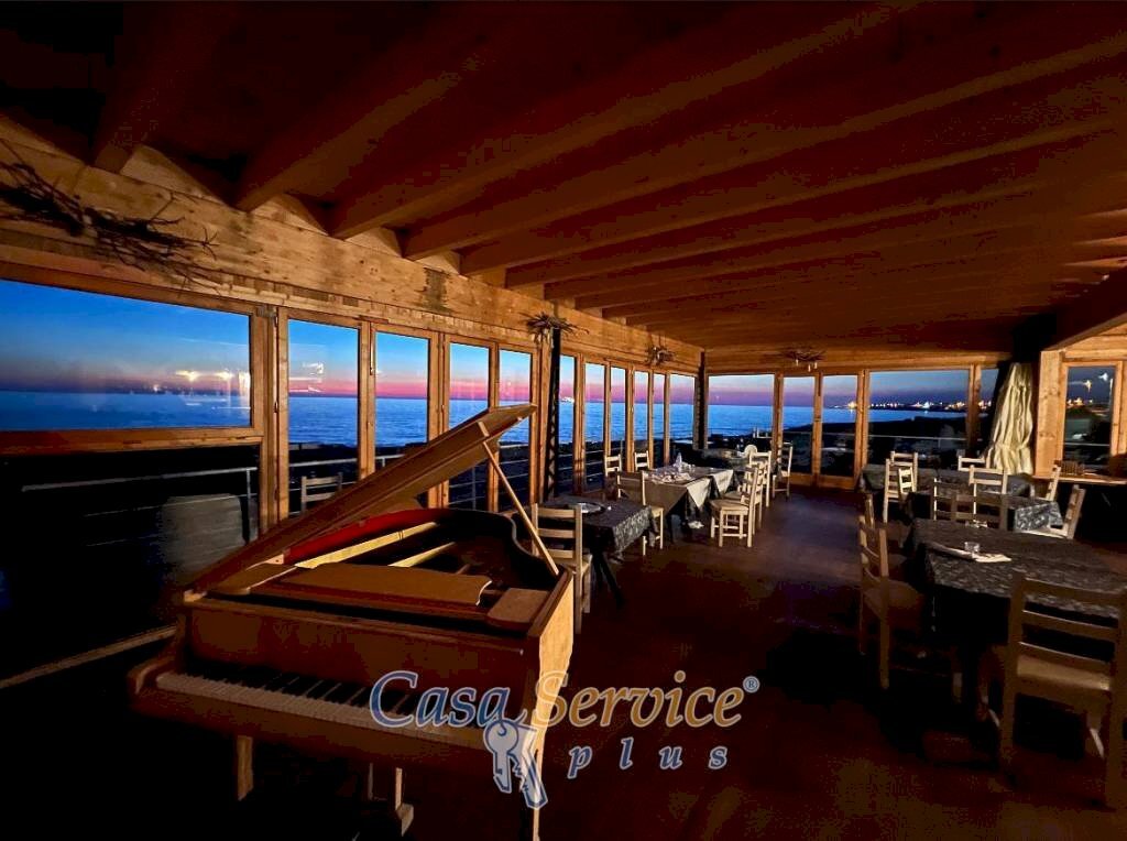 Interno non residenziale - Ristorante SP215, Racale - foto 1