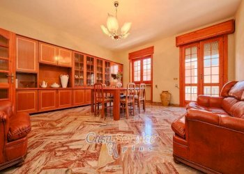 Casa indipendente via Antonio Lenio, Parabita - foto 1