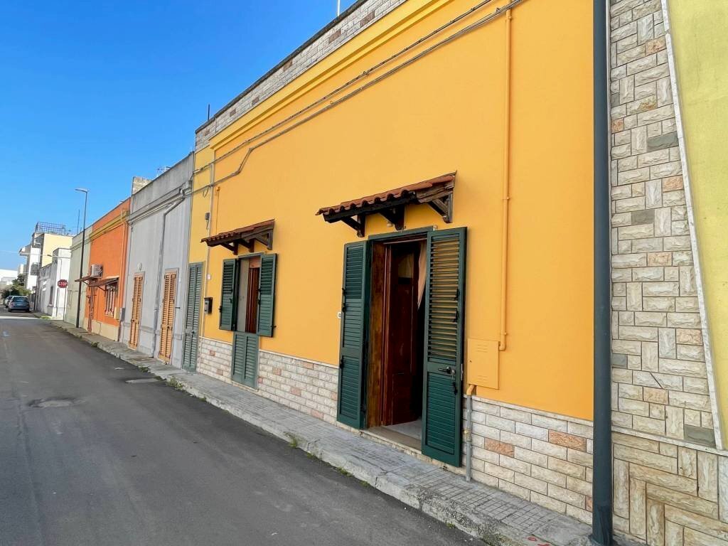 Zona - Casa indipendente via Giuseppe Verdi, Neviano - foto 2