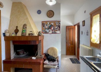 Cucina - Casa indipendente via Giuseppe Verdi, Neviano - foto 19