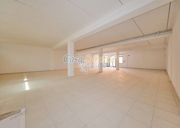Interno non residenziale - Negozio via Duca delle Puglie, Matino - foto 7