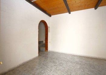 Stanza non arredata - Independent house via Santa Rosalia, Matino - photo 13