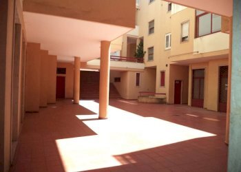 viste - Shop via Roma, Matino - photo 13