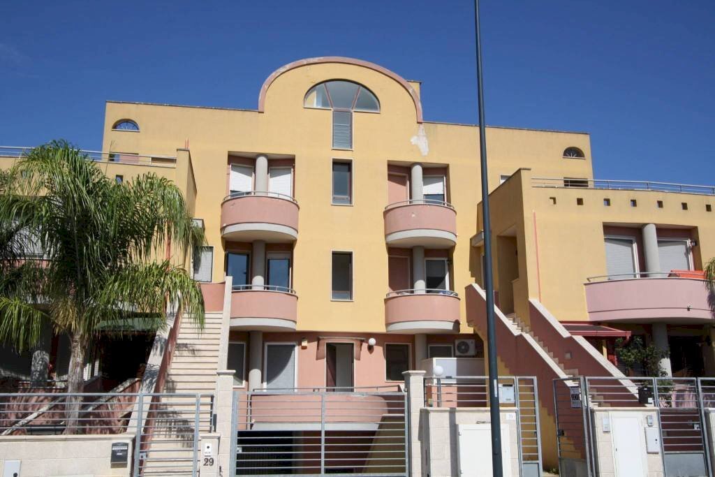 Facciata - Attico via Giovanni Paolo II, Parabita - foto 3