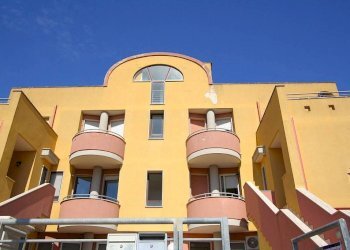 Facciata - Attico via Giovanni Paolo II, Parabita - foto 2