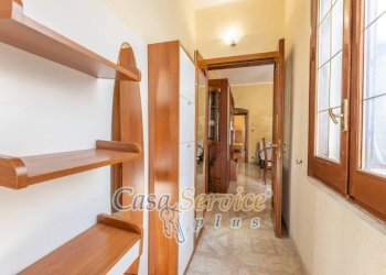 Corridoio - Three-room apartment via Bartolomeo Ravenna, Gallipoli - photo 18