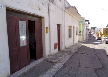 Facciata - Casa indipendente via Savoia, Matino - foto 1