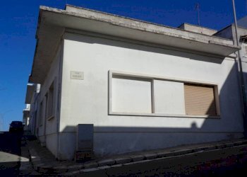 Viste - Casa indipendente via Savoia, Matino - foto 3