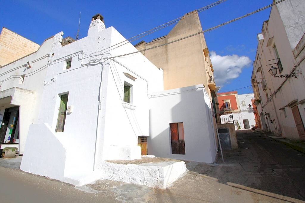 Facciata - Casa indipendente via Immacolata, Matino - foto 1
