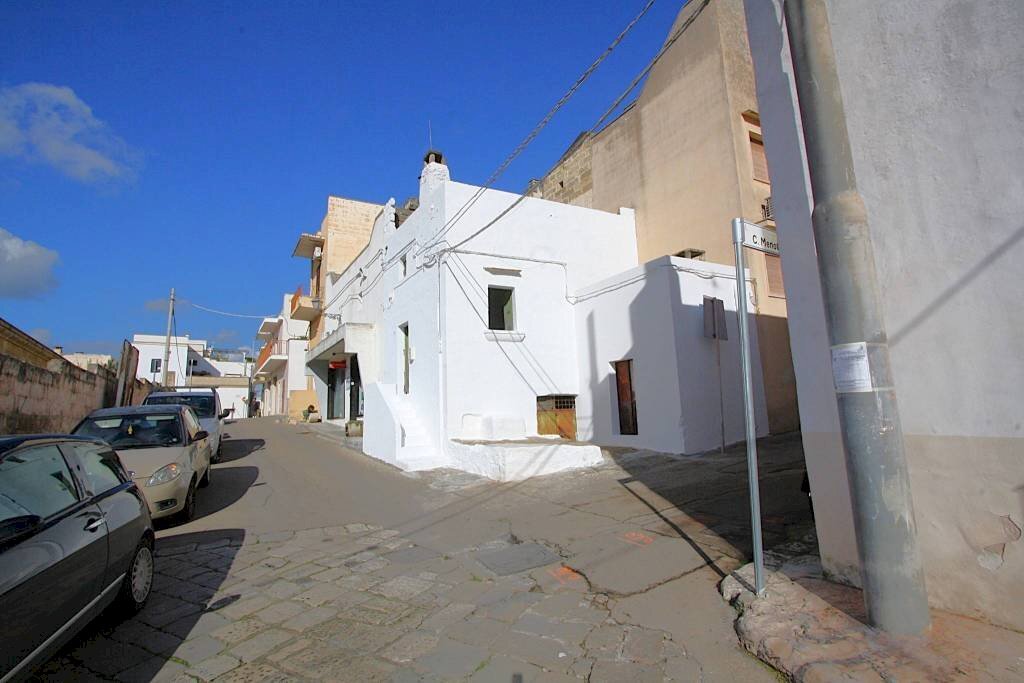 Zona - Casa indipendente via Immacolata, Matino - foto 1