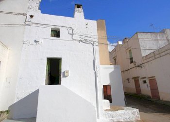 Facciata - Casa indipendente via Immacolata, Matino - foto 10