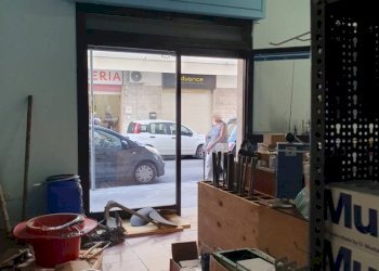 Interno non residenziale - Negozio via San Lazzaro, Gallipoli - foto 9