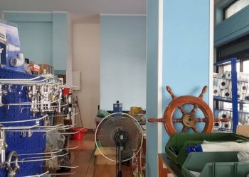 Interno non residenziale - Negozio via San Lazzaro, Gallipoli - foto 11