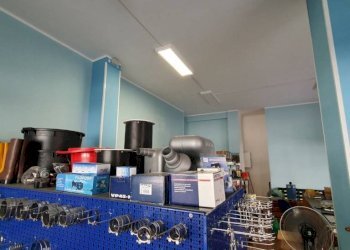 Interno non residenziale - Negozio via San Lazzaro, Gallipoli - foto 12
