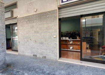 Facciata - Negozio via San Lazzaro, Gallipoli - foto 27
