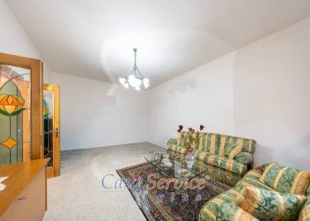 Salone - Appartamento via Prezzolini, Aradeo - foto 4