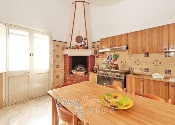 Cucina - Independent house via Martiri del Risorgimento, Taviano - photo 19
