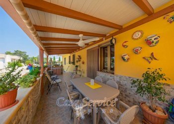 Veranda - Casa indipendente via Barberini, Ugento - foto 3