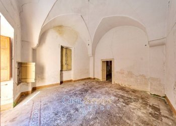 Stanza non arredata - Casa indipendente via Vittorio Alfieri, 38, Supersano - foto 9