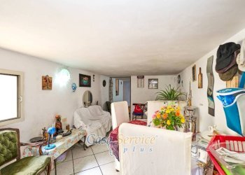 Stanza arredata - Appartamento via Vittorio Emanuele II, San Cesario di Lecce - foto 13