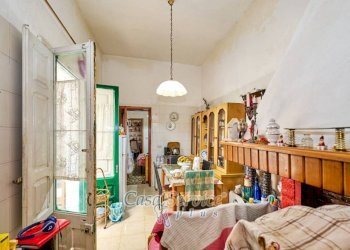 Stanza arredata - Appartamento via Vittorio Emanuele II, San Cesario di Lecce - foto 19