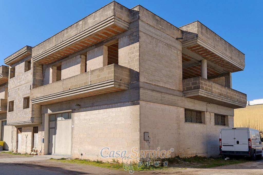 Facciata - Independent house via Bertolt Brecht, Aradeo - photo 1