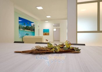 Interno non residenziale - Stabile - Palazzo via Grazia Deledda, Gallipoli - foto 2