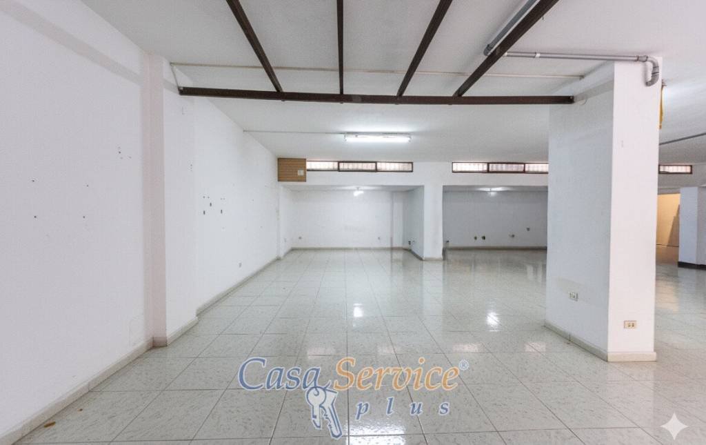 Interno non residenziale - Magazzino Lungomare Lido San Giovanni, Gallipoli - foto 2