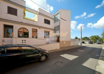 facciata - Shop via Duca delle Puglie, Matino - photo 1