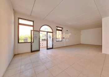 Stanza non arredata - Shop via Duca delle Puglie, Matino - photo 4