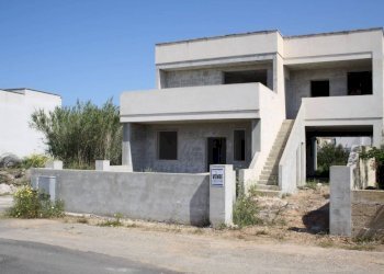 Facciata - Villa via Stromboli, Taviano - foto 5