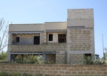 Facciata - Villa via Stromboli, Taviano - foto 16