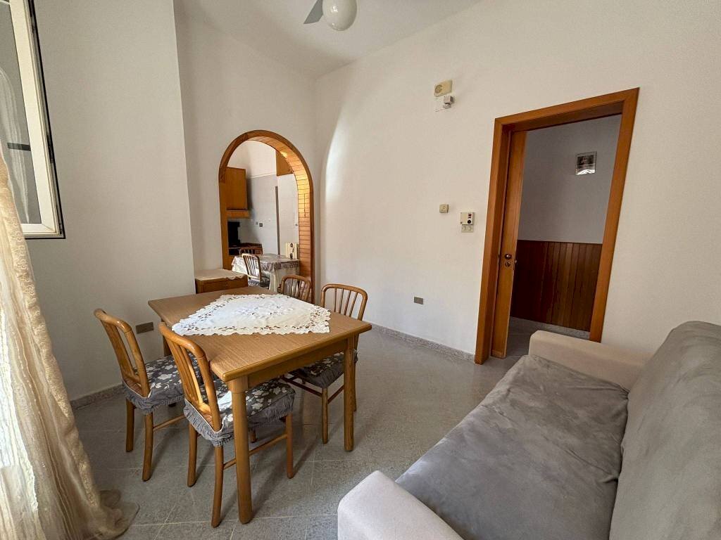 Salone - Casa indipendente via Giuseppe Garibaldi, Matino - foto 3