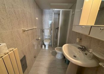 Bagno - Casa indipendente via Giuseppe Garibaldi, Matino - foto 4
