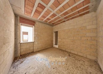 Stanza non arredata - Stabile - Palazzo via Casarano, Melissano - foto 19