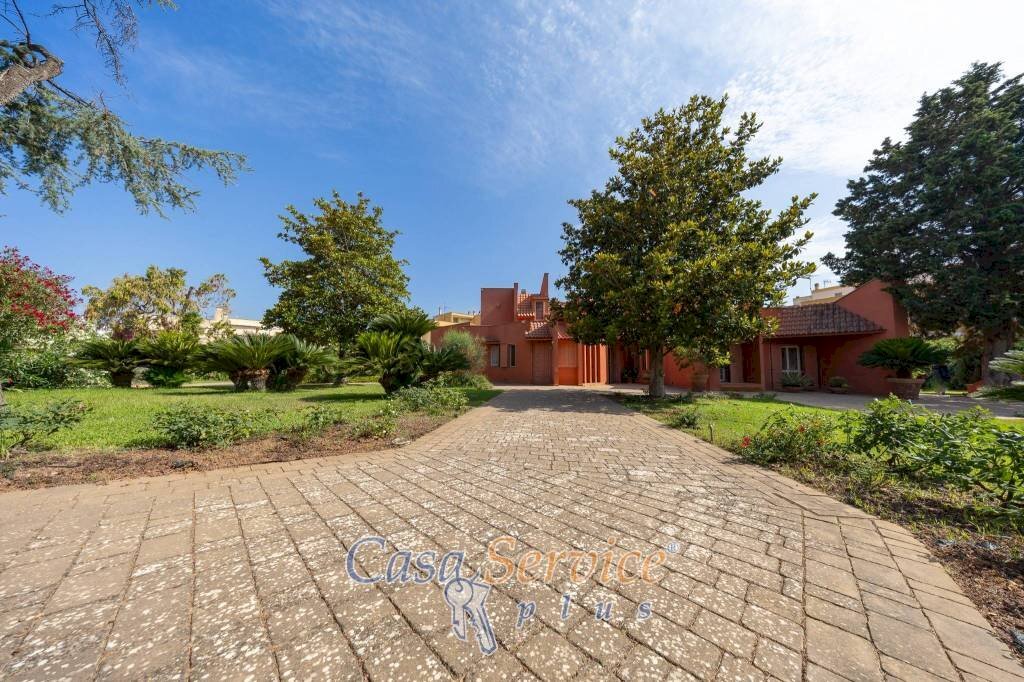 Giardino - Villa via Giuseppe Garibaldi, Alezio - foto 3