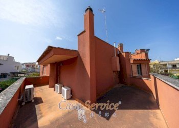 Facciata - Villa via Giuseppe Garibaldi, Alezio - foto 14