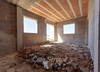Stanza non arredata - Casa indipendente via Andrea Giannelli, Parabita - foto 8