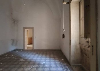 Stanza non arredata - Stabile - Palazzo via Monsignor d'Urso, Ruffano - foto 7