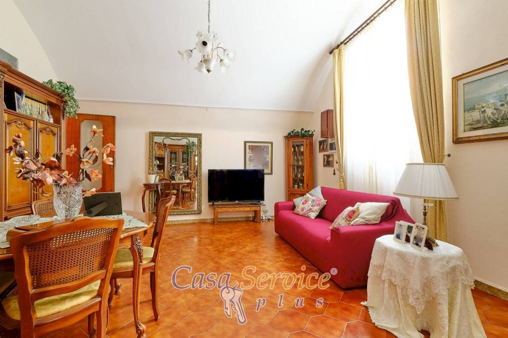 Salone - Four-room apartment via Giuseppe Garibaldi, Gallipoli - photo 3