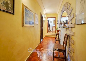 Corridoio - Four-room apartment via Giuseppe Garibaldi, Gallipoli - photo 9