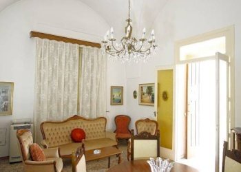 Salone - Casa indipendente via Francesco De Pinedo, Casarano - foto 17