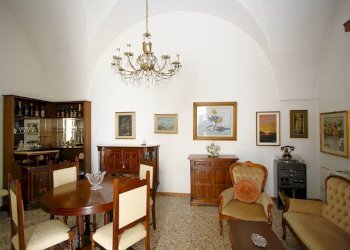 Salone - Casa indipendente via Francesco De Pinedo, Casarano - foto 22