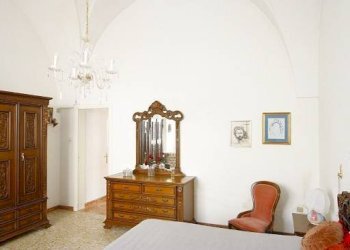 Camera da letto - Casa indipendente via Francesco De Pinedo, Casarano - foto 25
