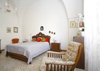 Camera da letto - Casa indipendente via Francesco De Pinedo, Casarano - foto 27