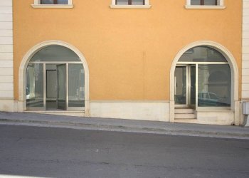 Zona - Negozio via Impero, Parabita - foto 10